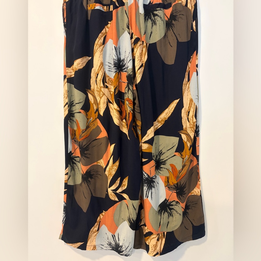 Never Worn! Papillon Tropical Leaf Print High Rise Wide Leg Culottes/Capris - Picture 7 of 11
